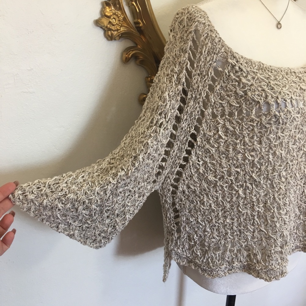 Free People Beige/Brown Cropped knit Sweater Sz M (but fits like a L)